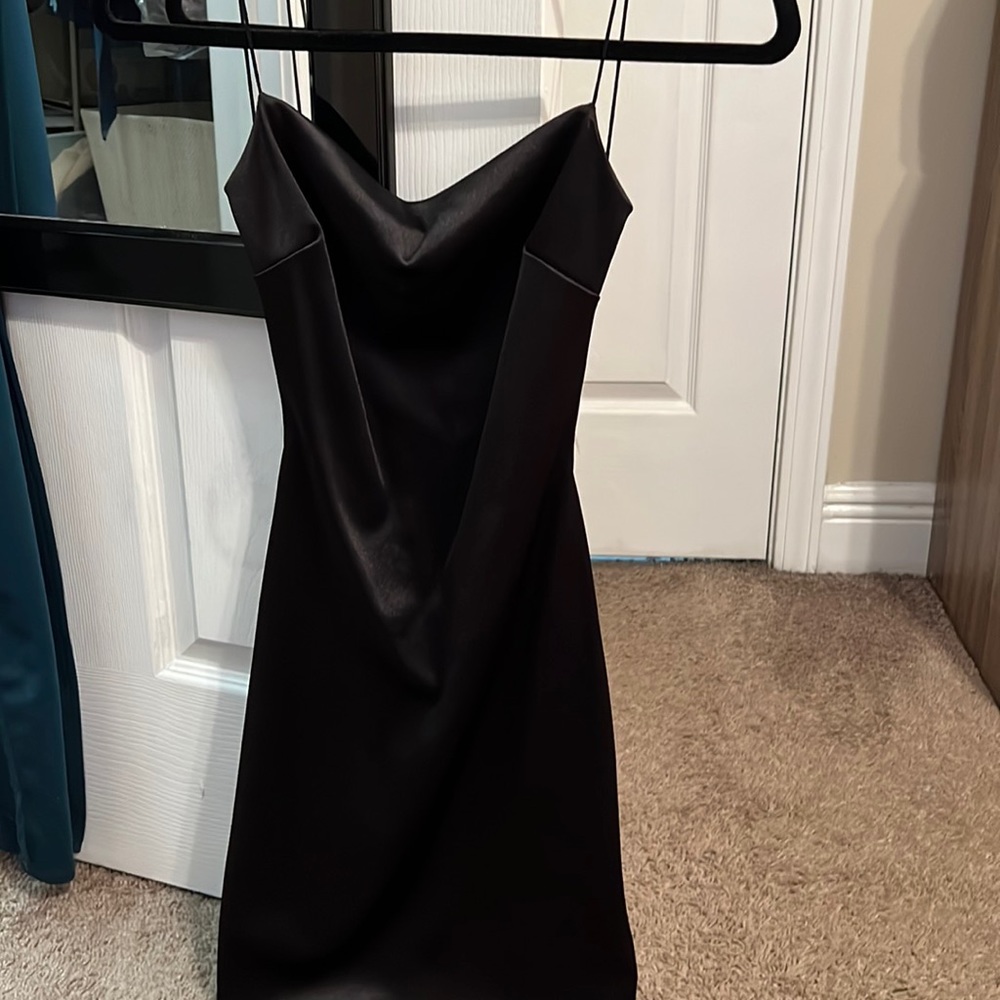Windsor black dress size: Small